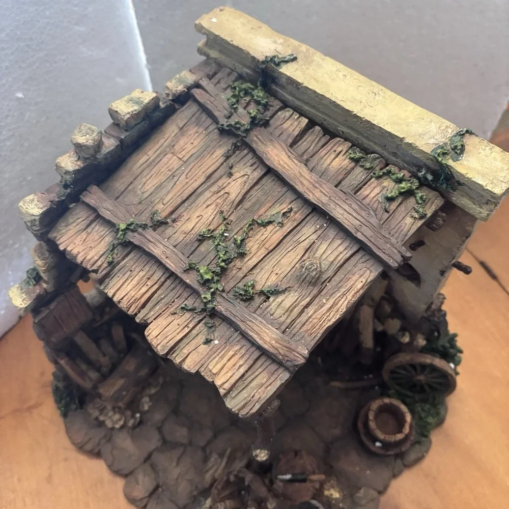 Fontanini carpenter shed
